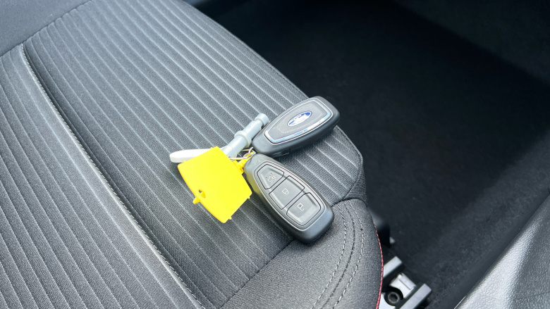 Ford Focus 1.0 EcoBoost Hybrid mHEV 155 ST-Line 5dr Auto Petrol Estate